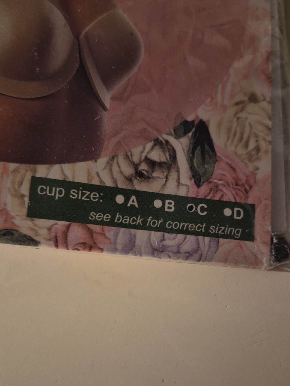 Magicups Satin Strapless Adhesive Bra Cups in Cream Size C - Picture 3 of 7